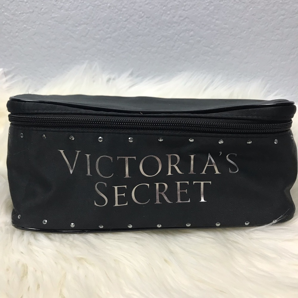 Victoria’s Secret Lingerie bra travel case